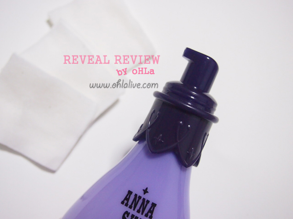 Anna Sui Balancing Cleanser